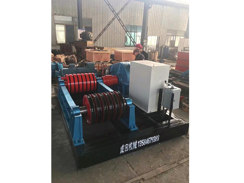 非標(biāo)定制卷揚機