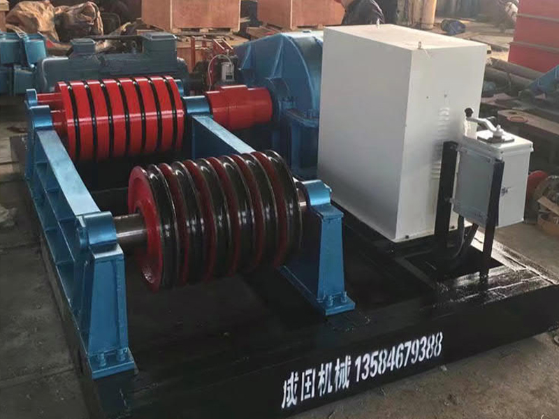 非標(biāo)定制卷揚機